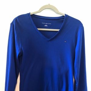 🎉 CLOSET CLEAROUT!  Tommy Hilfiger Shirt